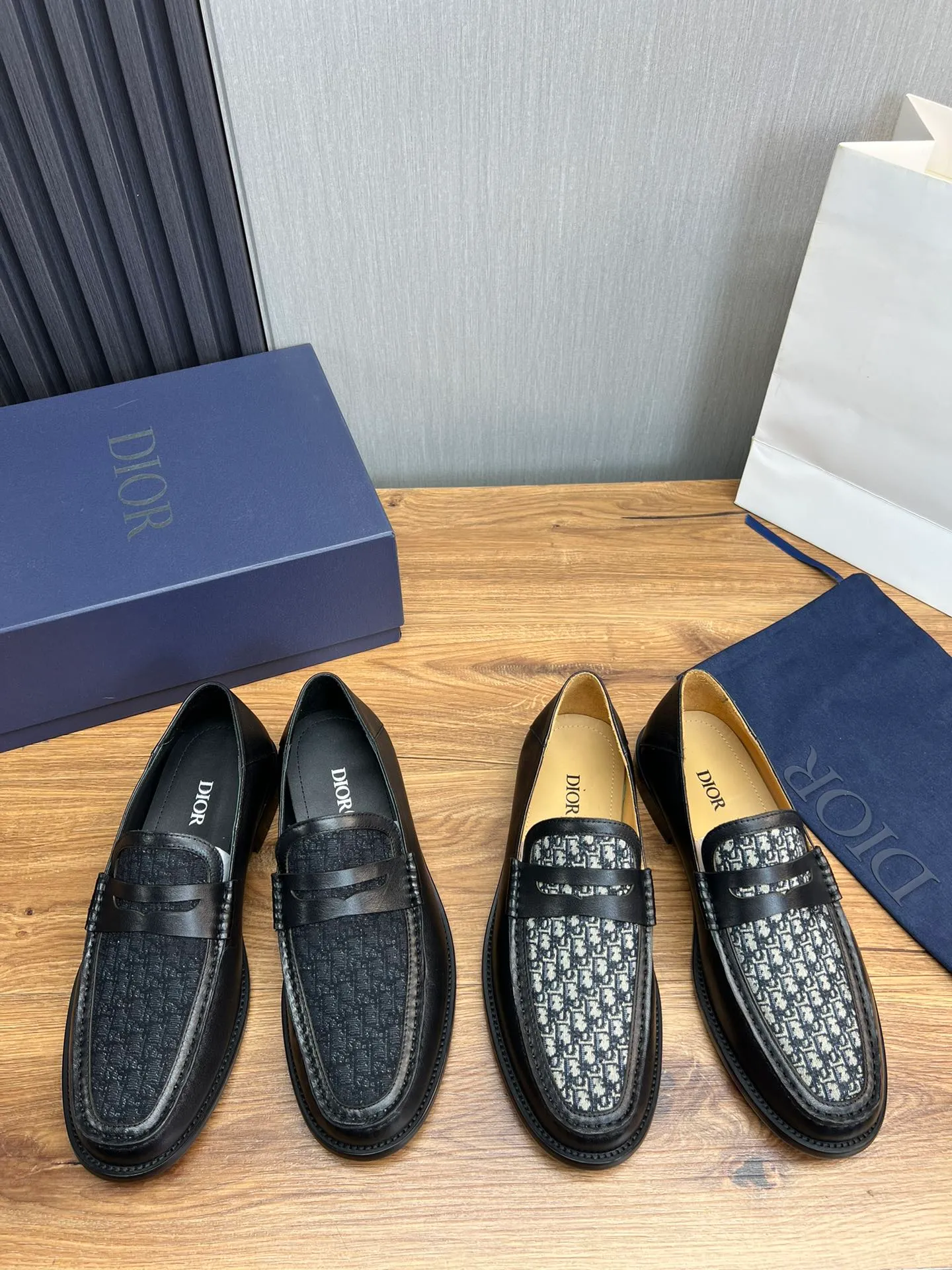Men's men's shoes 💰580💰 Dior men's business casual leather shoes 👞all made of imported original brand leather, just to create a more comfortable wearing experience, upper: original cowhide ➕ imported sheepskin lining, original non-slip and wear-resistant rubber outsole ✔️36-45 (38.45 non-refundable)